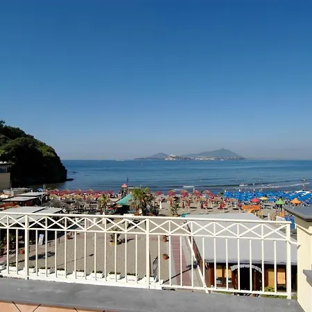 Venustas Park Hotel Gasthuis Bacoli