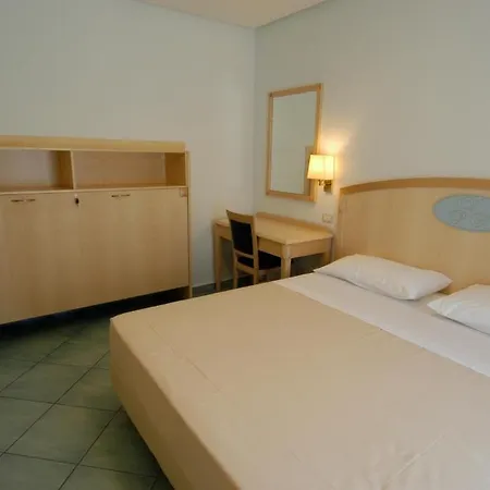 Venustas Park Hotel Guest house