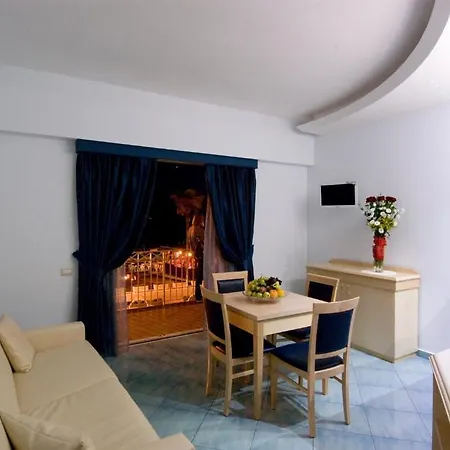 Guest house Venustas Park Hotel *