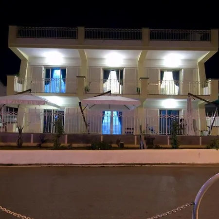 Venustas Park Hotel Guest house *